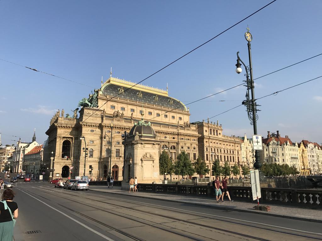 Luxury Apartment Spalena Praag Buitenkant foto