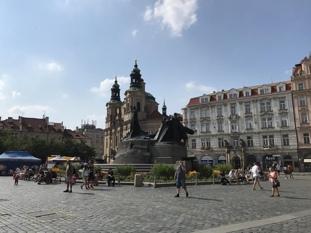 Luxury Apartment Spalena Praag Buitenkant foto