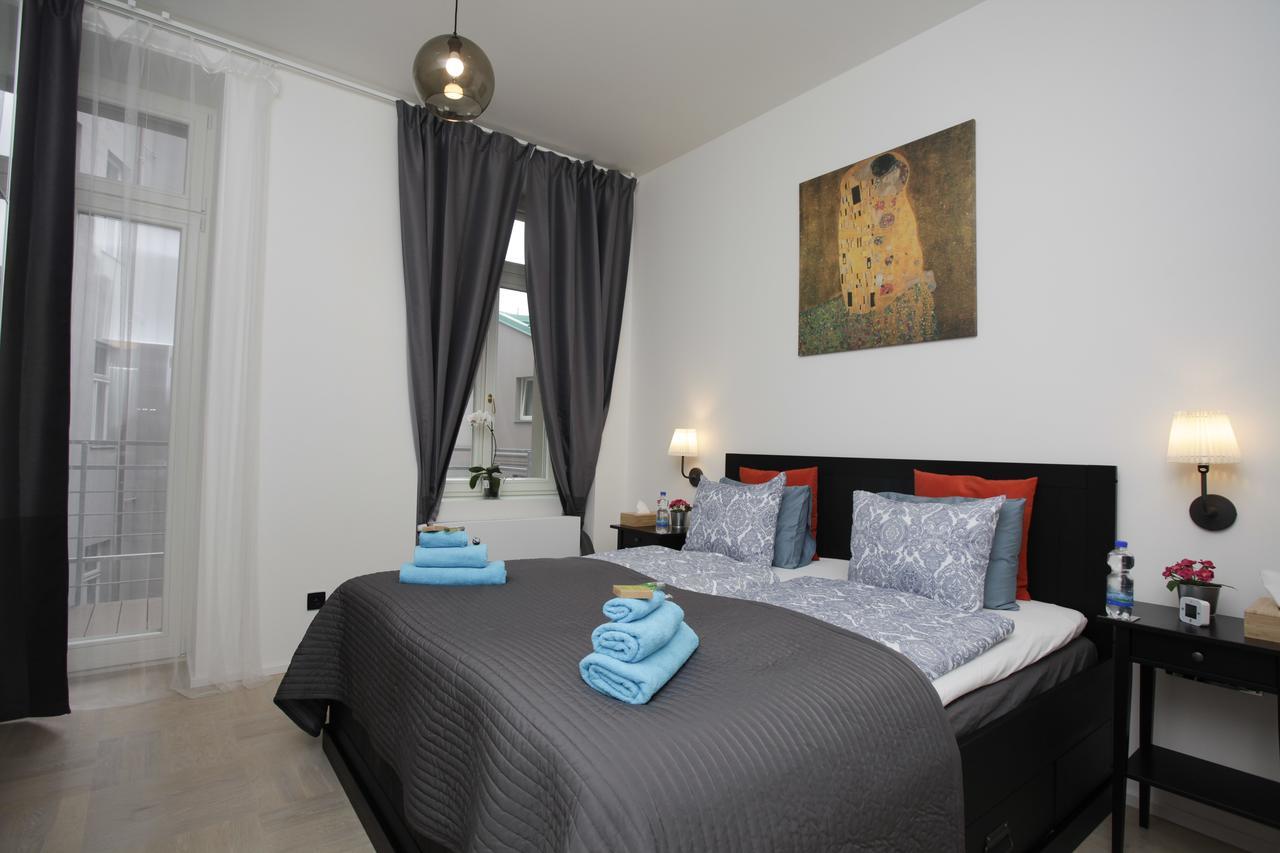 Luxury Apartment Spalena Praag Buitenkant foto