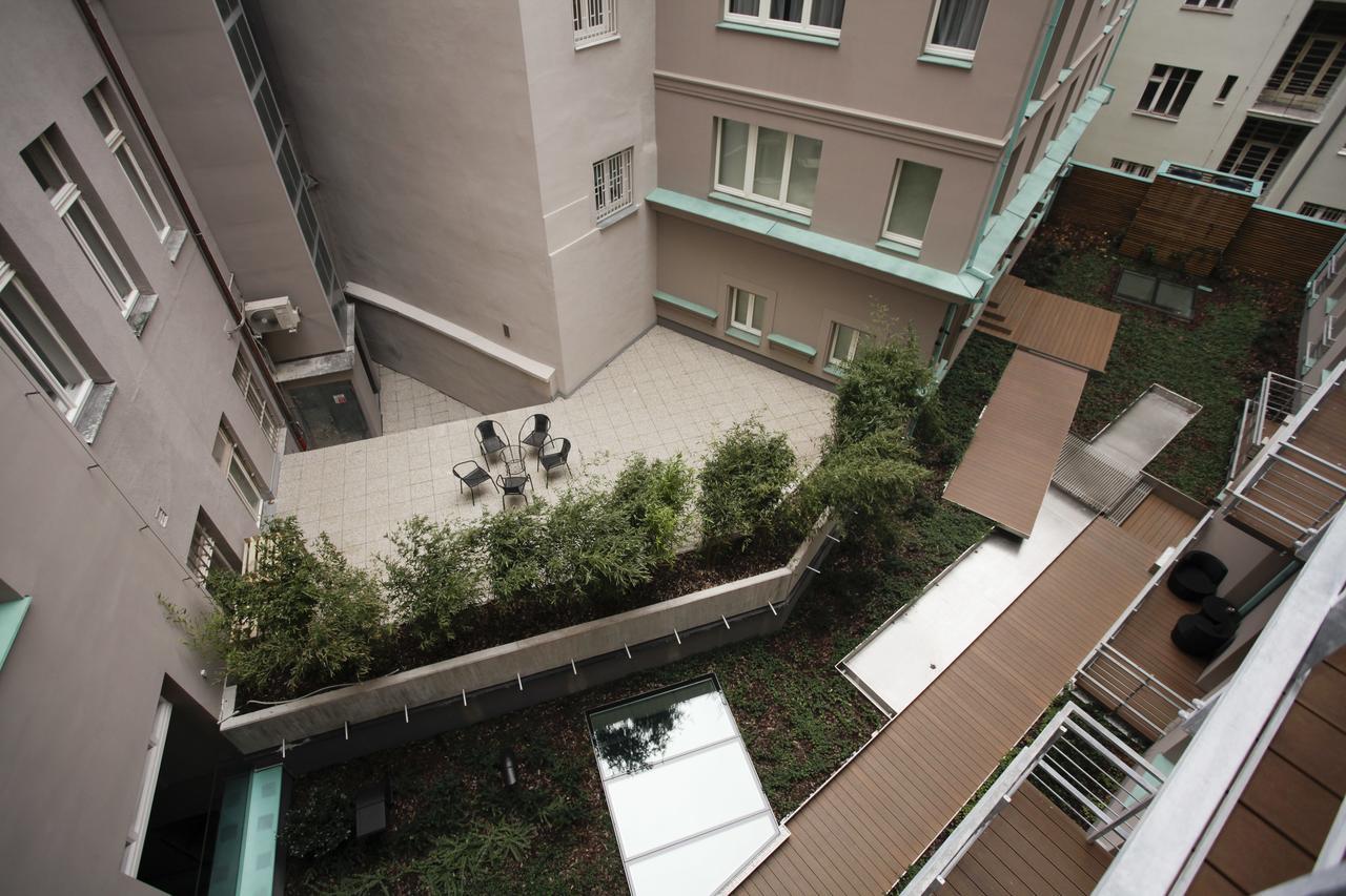 Luxury Apartment Spalena Praag Buitenkant foto