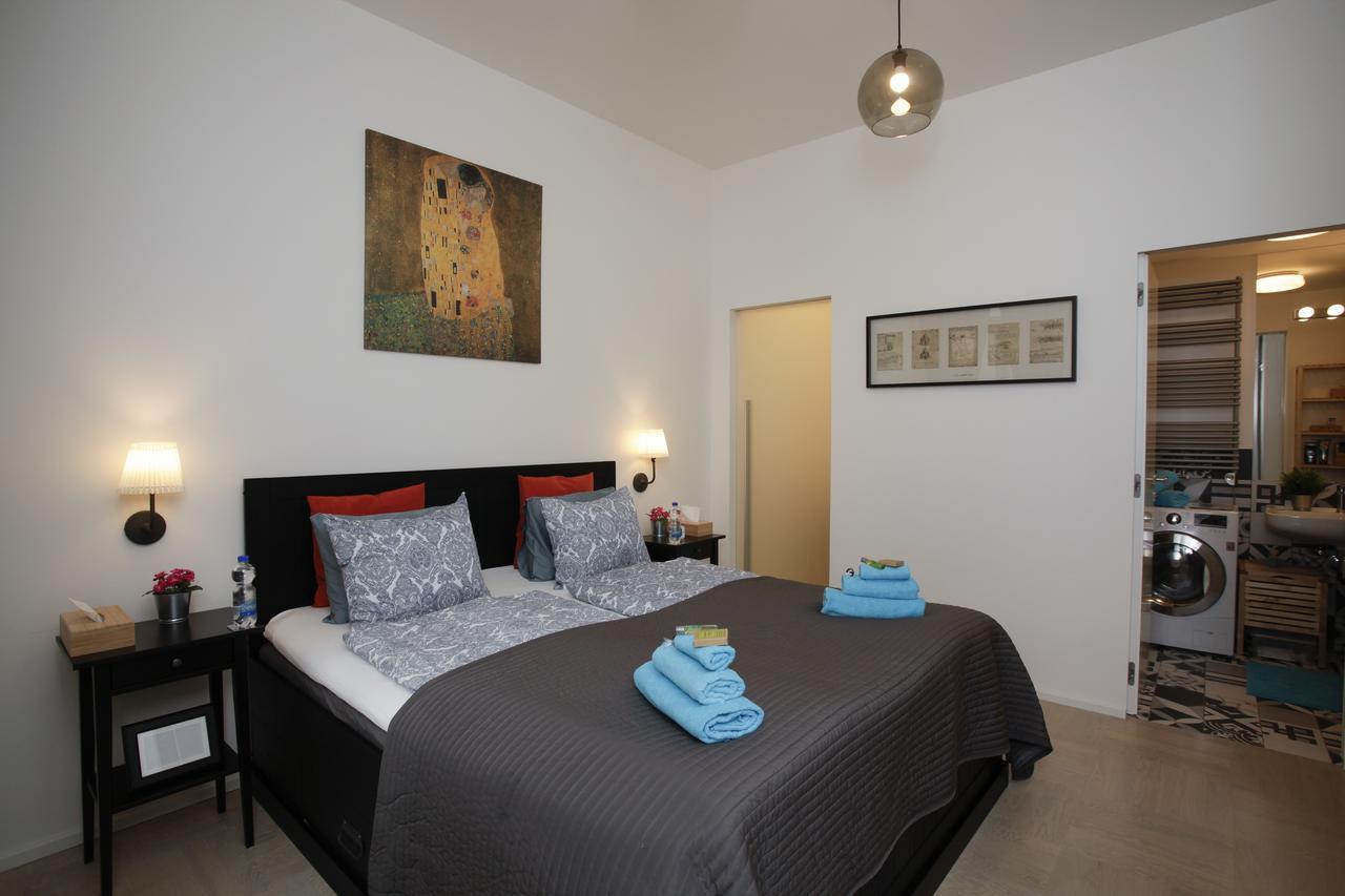 Luxury Apartment Spalena Praag Buitenkant foto