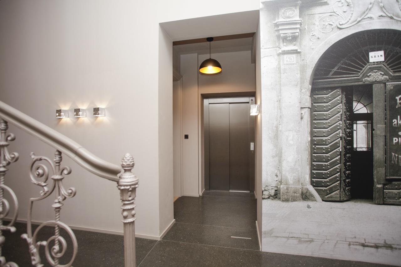 Luxury Apartment Spalena Praag Buitenkant foto