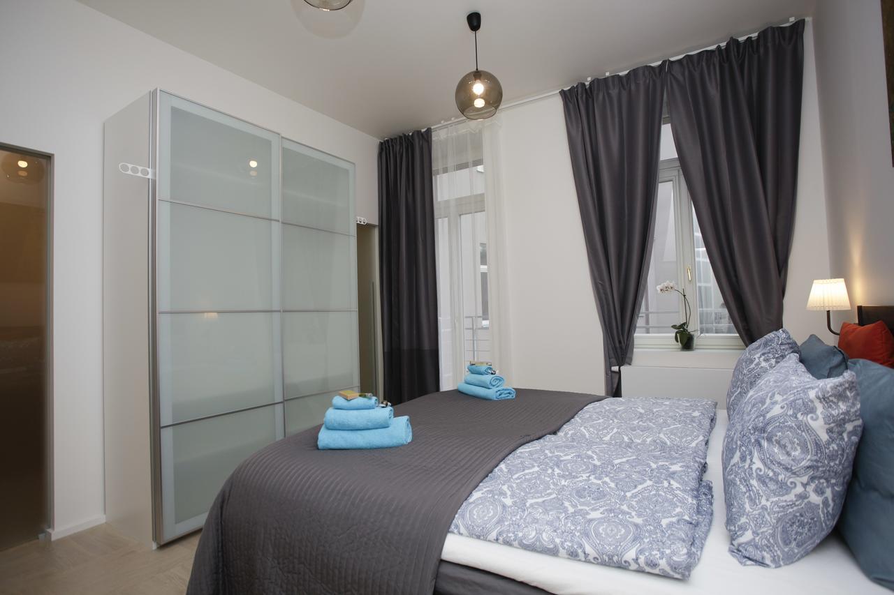 Luxury Apartment Spalena Praag Buitenkant foto